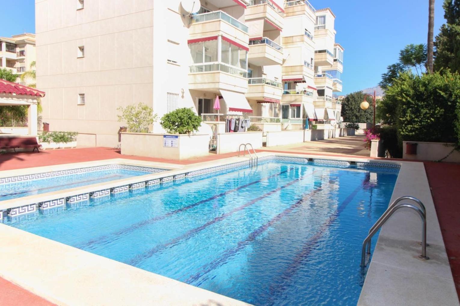 Apartamento Golf Pau Casals Альбир Экстерьер фото